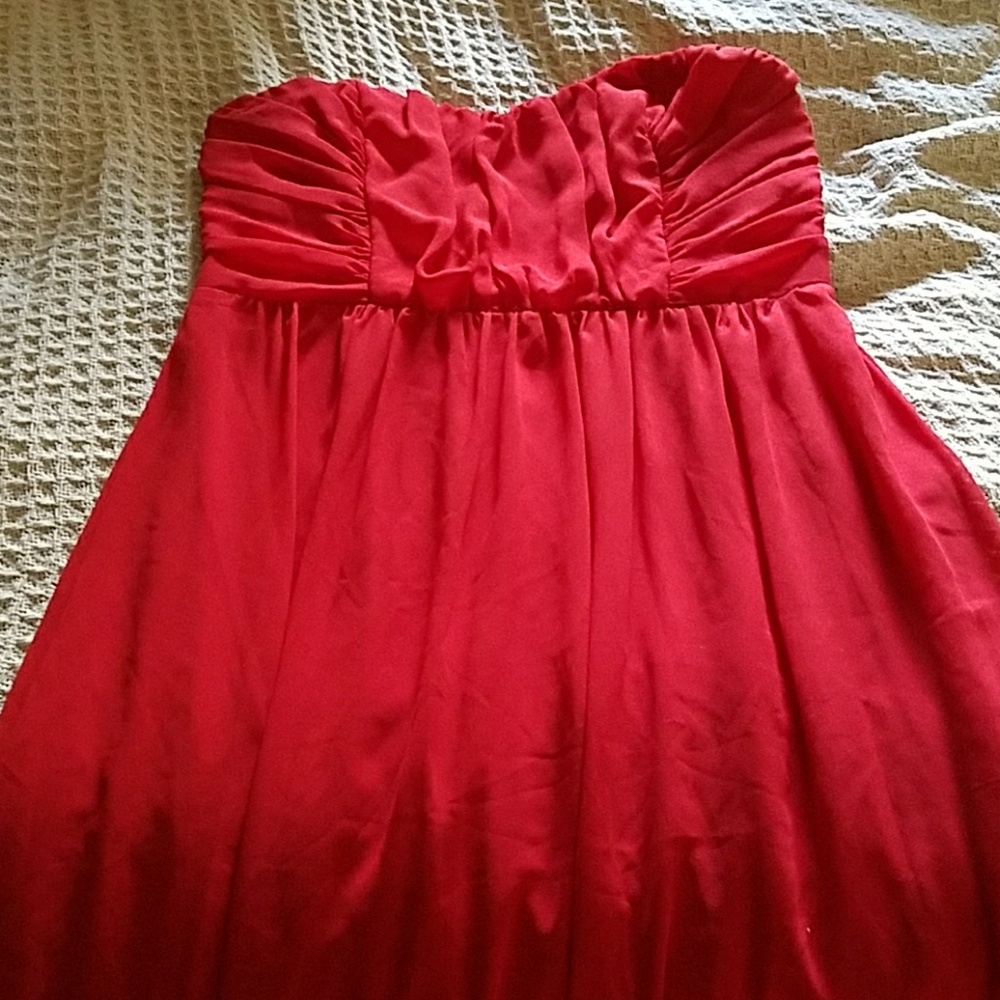 Gorgeous strapless prom dress